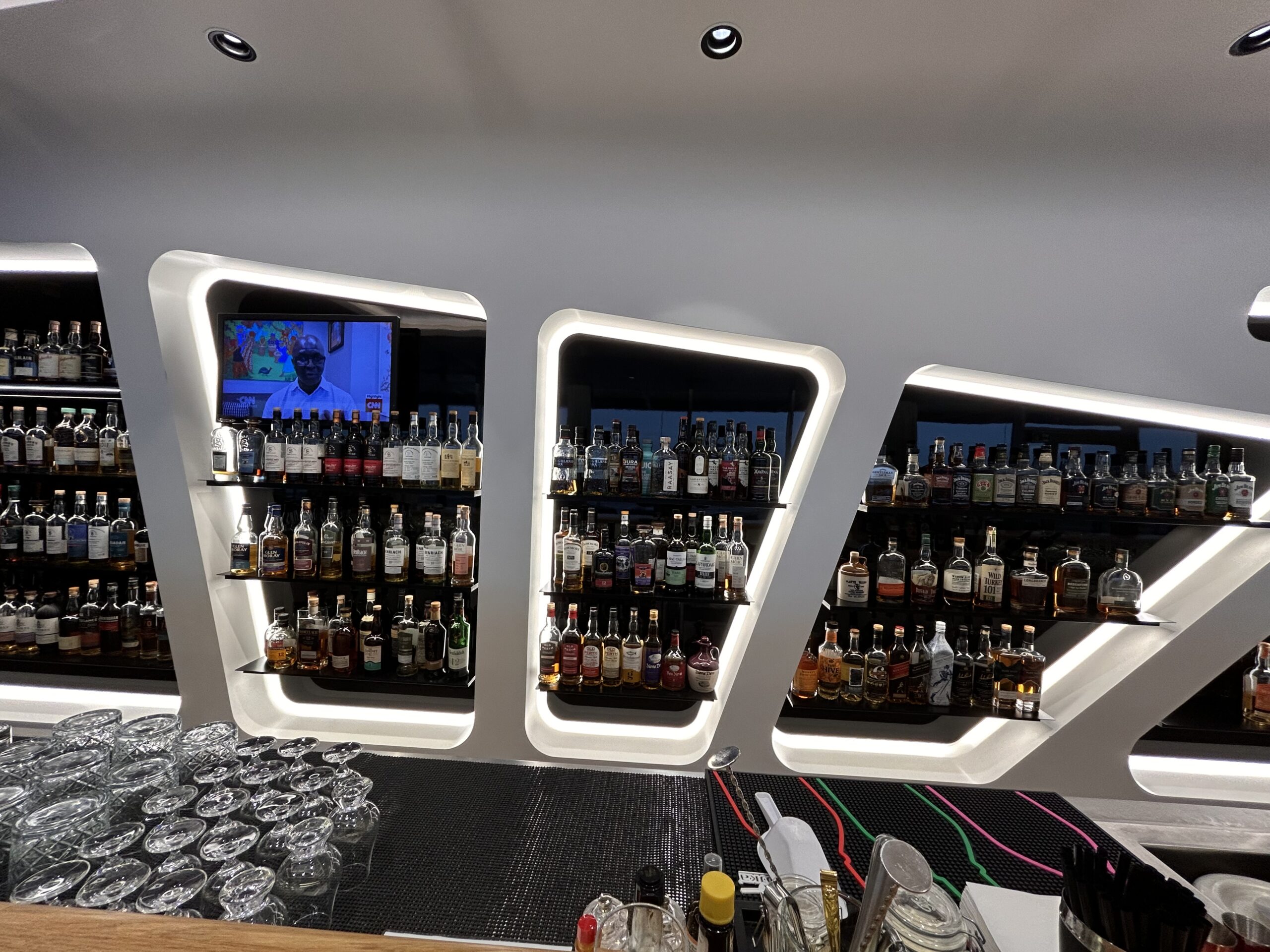 Lounge Review (updated): Swiss Senator Lounge, Concourse E – Zurich (ZRH)