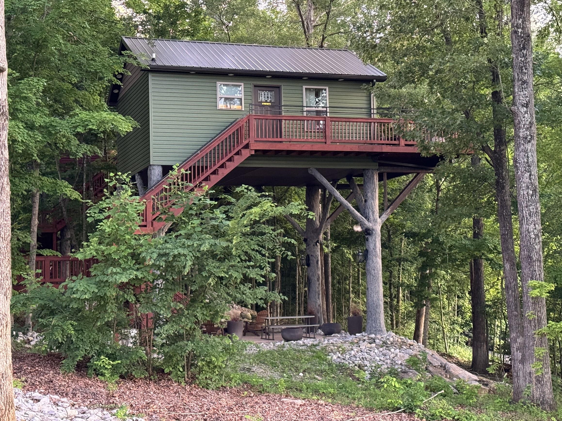 Treehouse Adventures at Horse Cave KOA