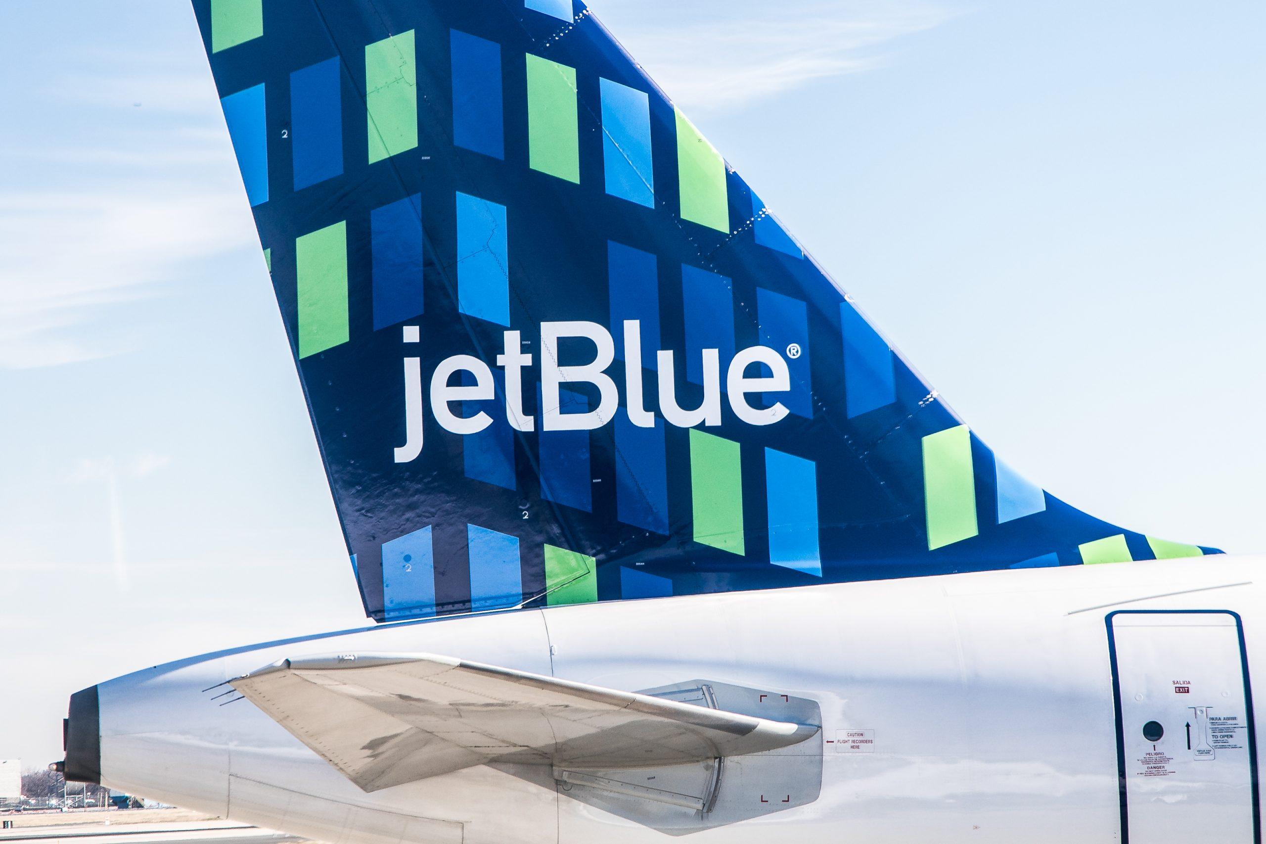 You Can Now Venmo You’re Plane Tickets With JetBlue But Would You Really Want To? Here’s Our Take