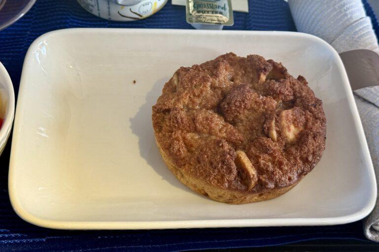 Taste Test: Banana Bread Pudding On United Airlines