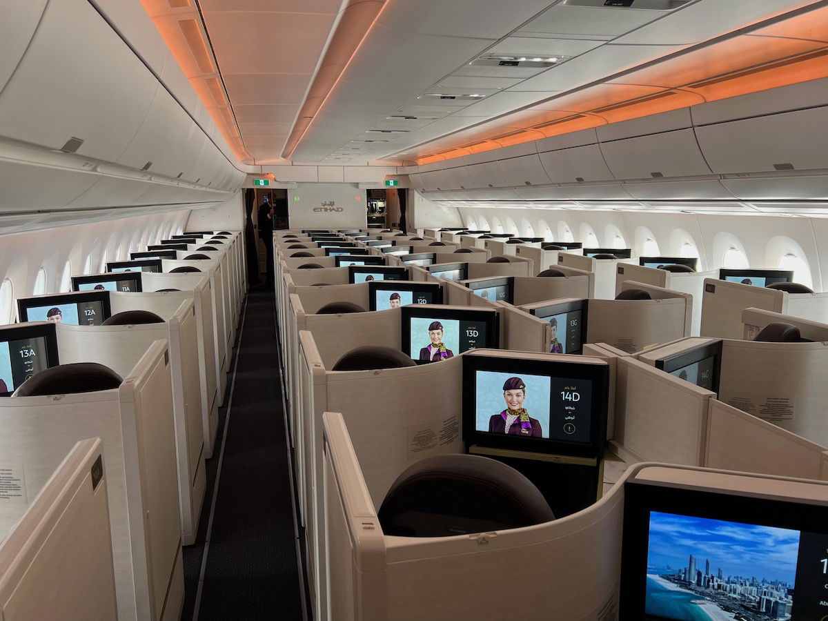 Etihad Business Class Awards Wide Open With Flying Blue Miles