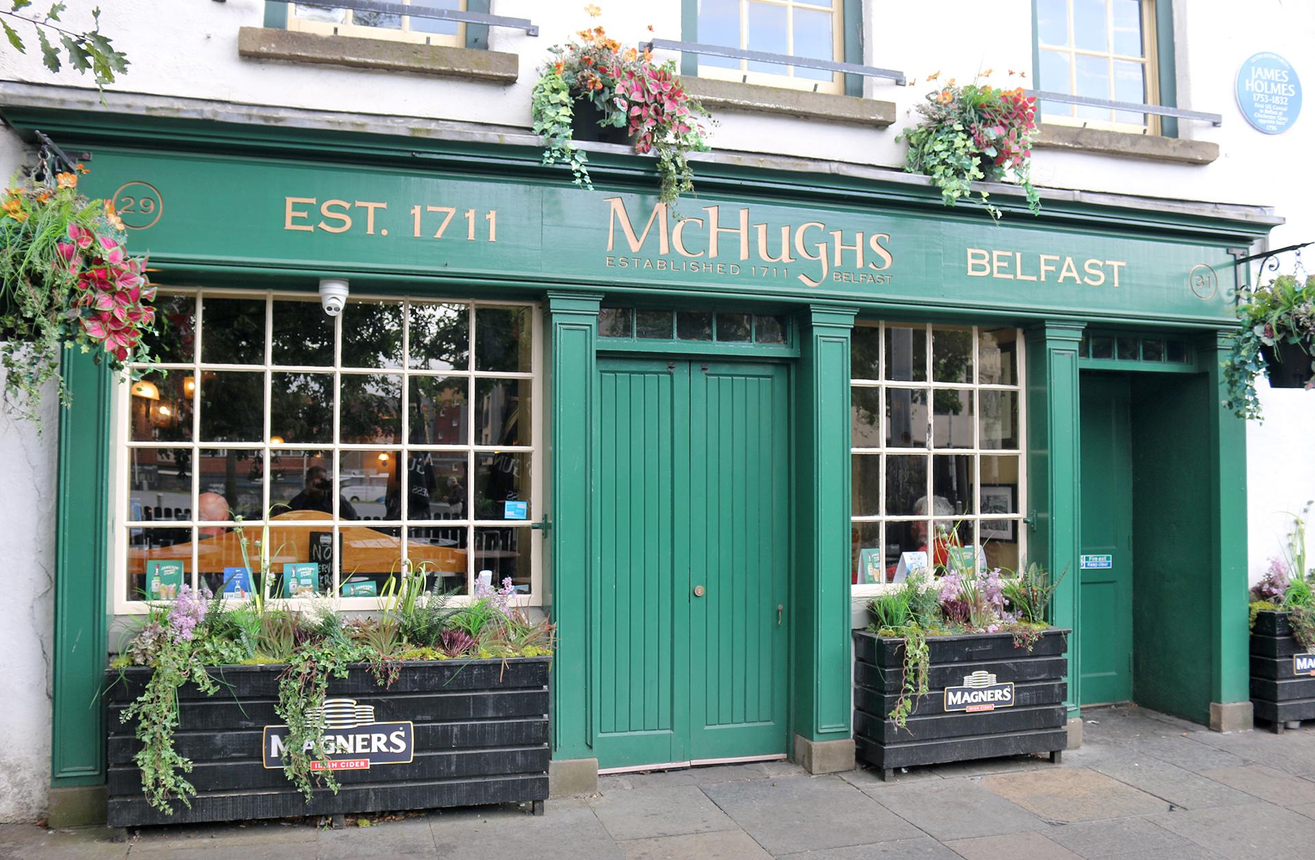 McHugh’s Bar in Northern Ireland: Oldest Surviving Building in Belfast. Restaurant Review.