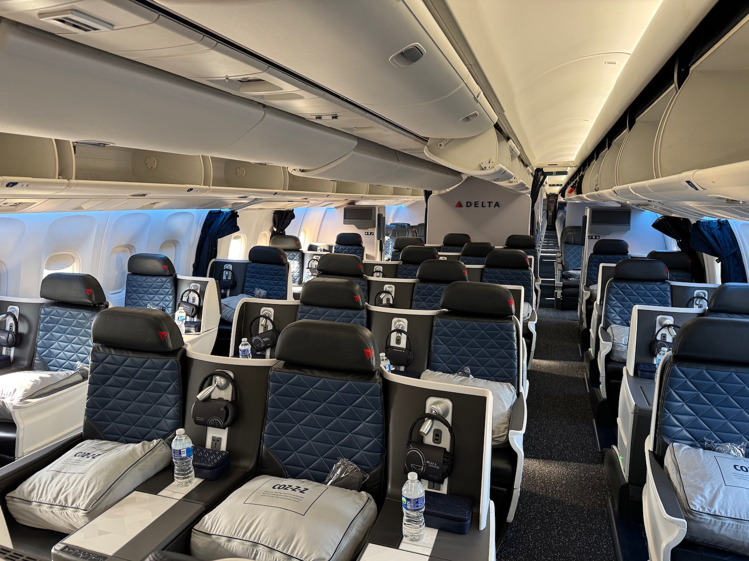 Review: Delta Air Lines 767-300 “Delta One” Business Class