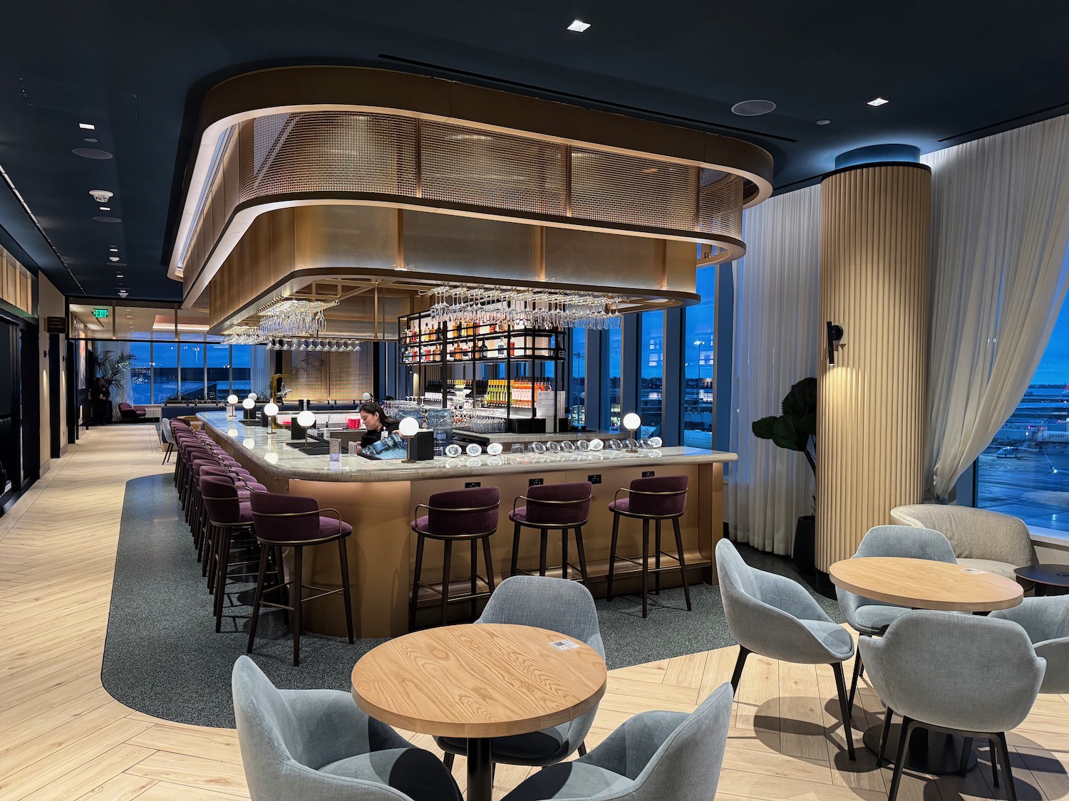 Review: Chase Sapphire Lounge Boston (BOS)