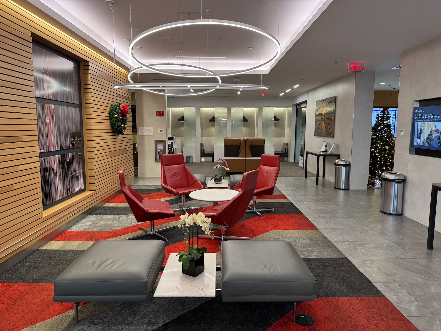 Review: American Airlines Admirals Club Boston (BOS)