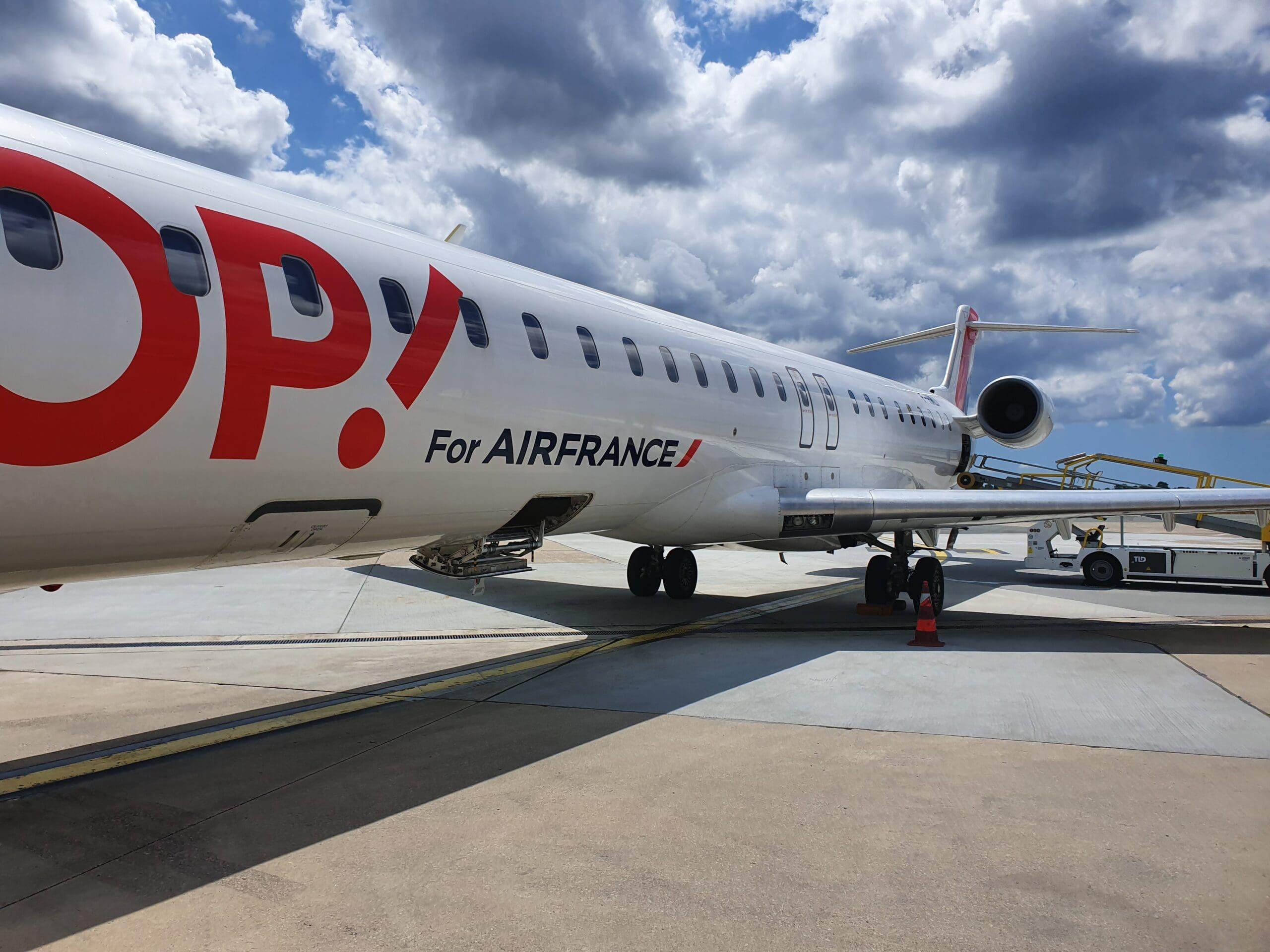 Bordeaux to Paris on a Battered CRJ-1000: My Hop! Review