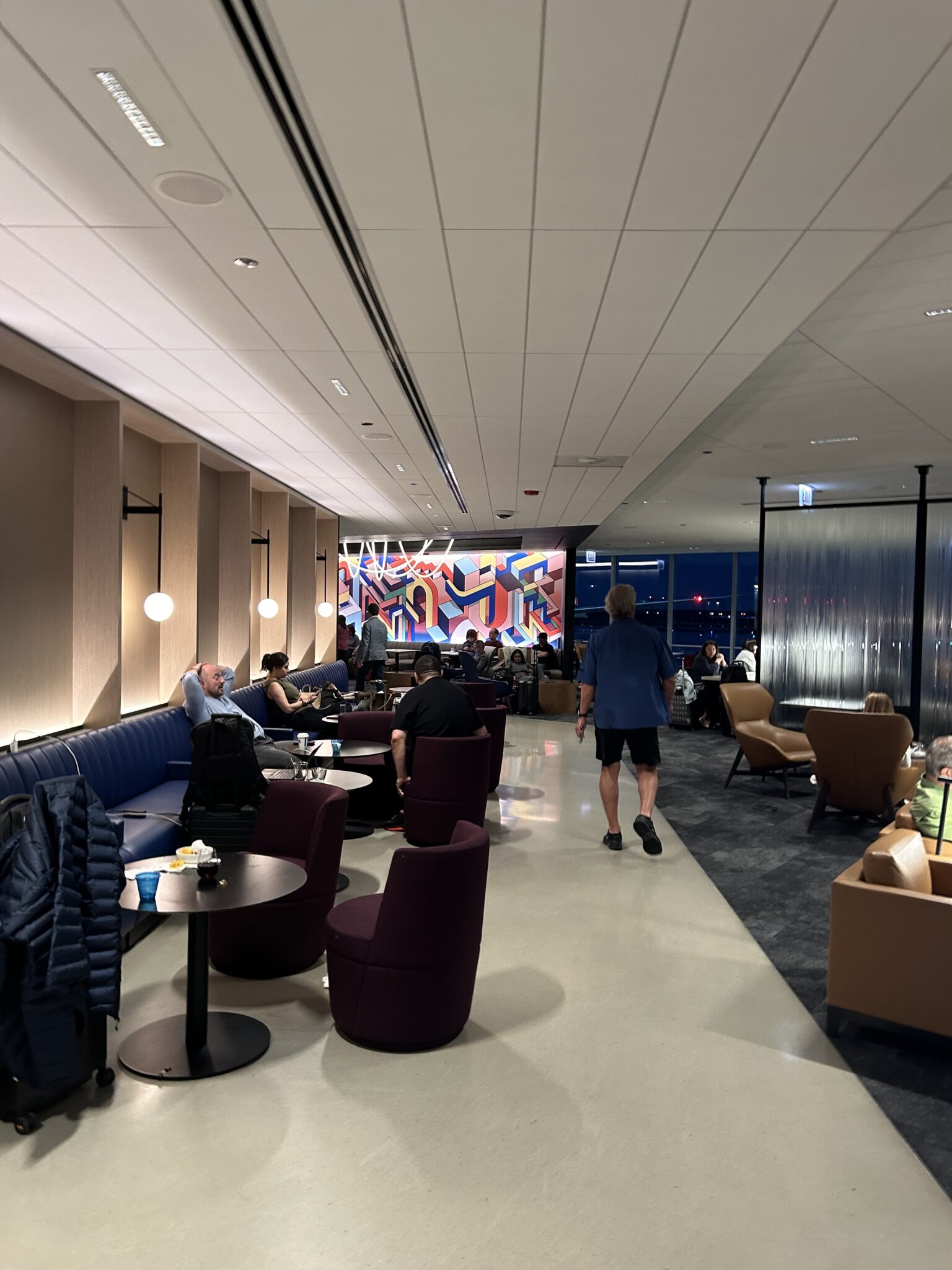 Lounge Review: United Club(s) - Chicago O'Hare (ORD) - Terminal 1 (C10 ...