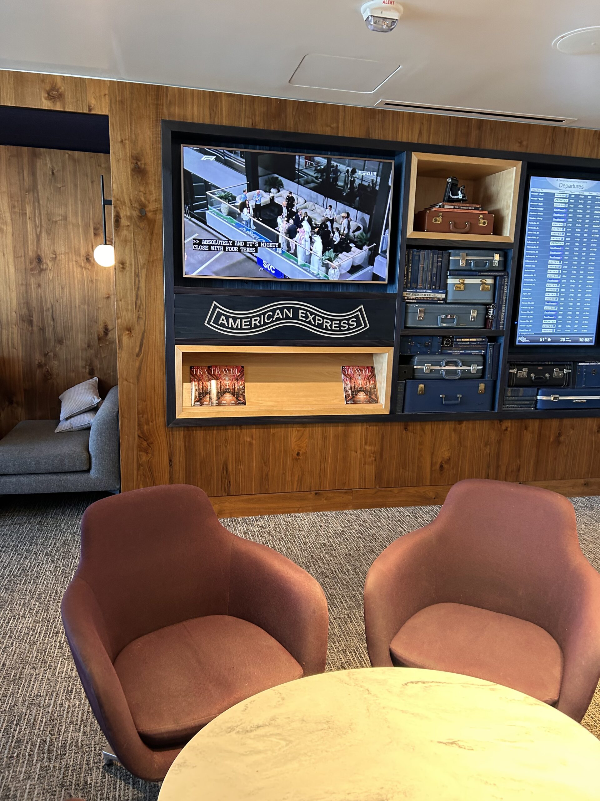 Review: American Express Centurion Lounge at Denver (DEN)