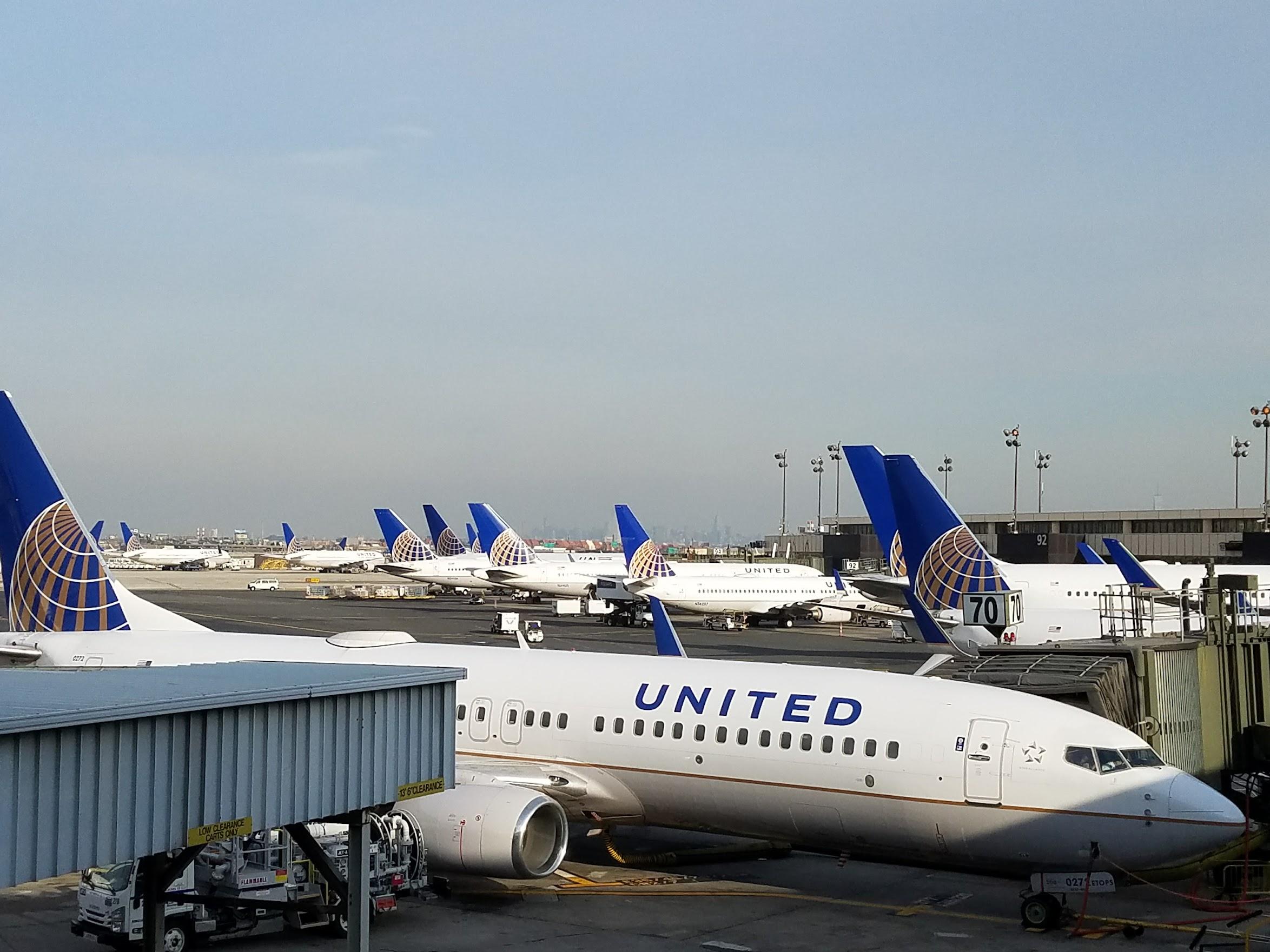 Report: United–JetBlue Deal Is 3-Step Plan—Starts With 20 JFK Flights, Takeover Could Follow