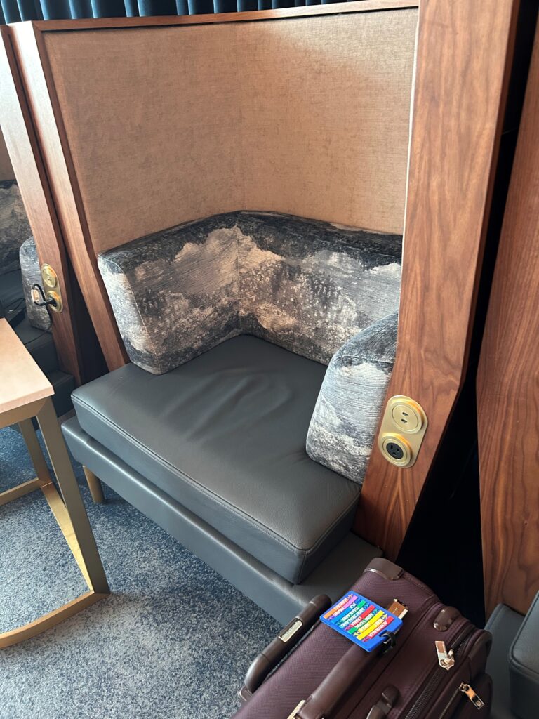 a chair in a room