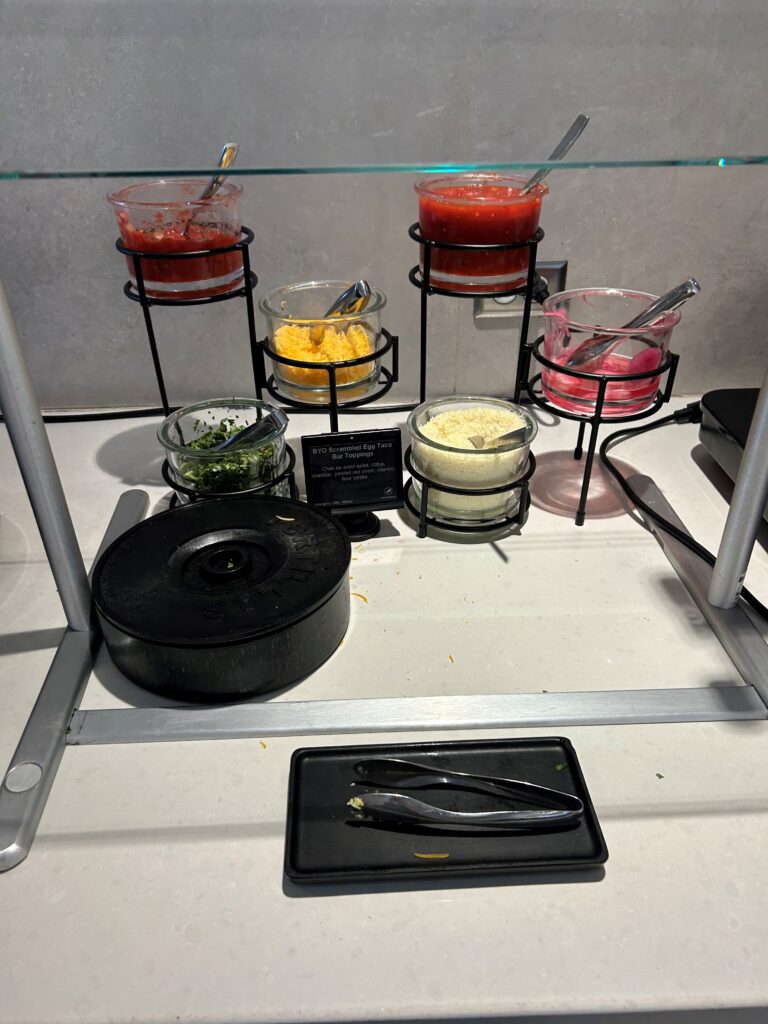 Review: American Airlines Admirals Club – Dallas-Fort Worth (DFW), Terminal D