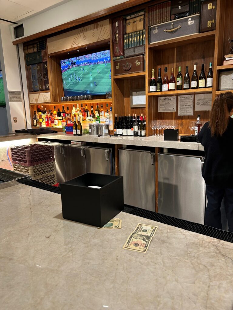Review: American Express Centurion Lounge – Houston (IAH), Terminal D